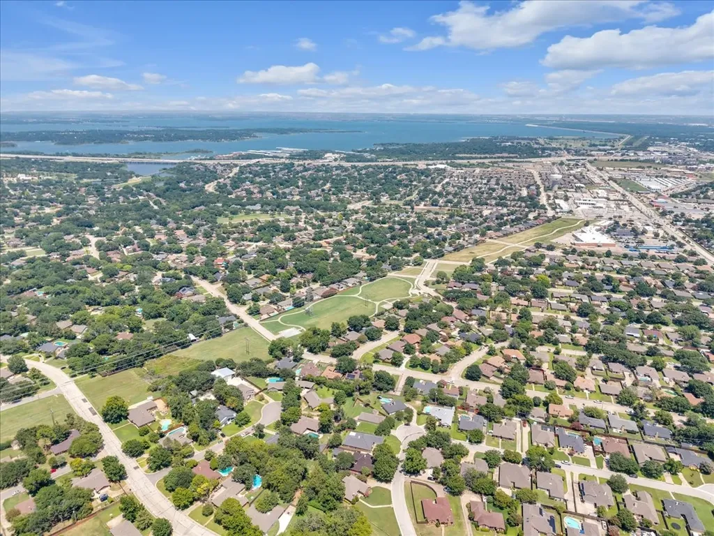 617 Arbor Court Highland Village TX 75077