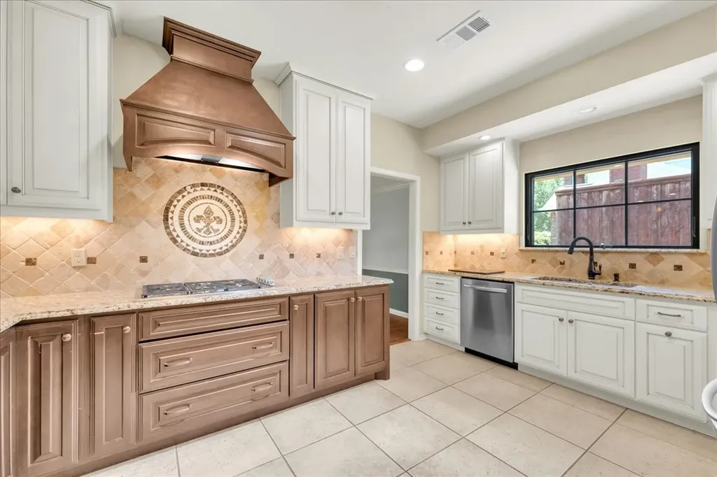617 Arbor Court Highland Village TX 75077
