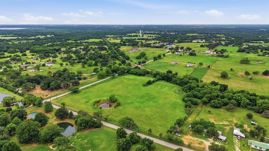 2.5AC New Hope Road Aubrey TX 76227