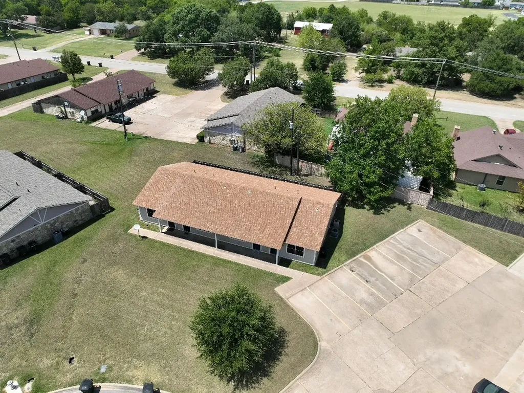 1410 Courtney Place Cleburne TX 76033