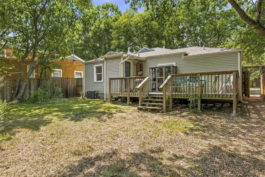 8922 Redondo Drive Dallas TX 75218