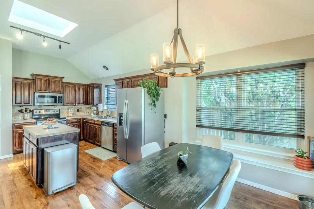 6917 Laurel Canyon Terrace Fort Worth TX 76132