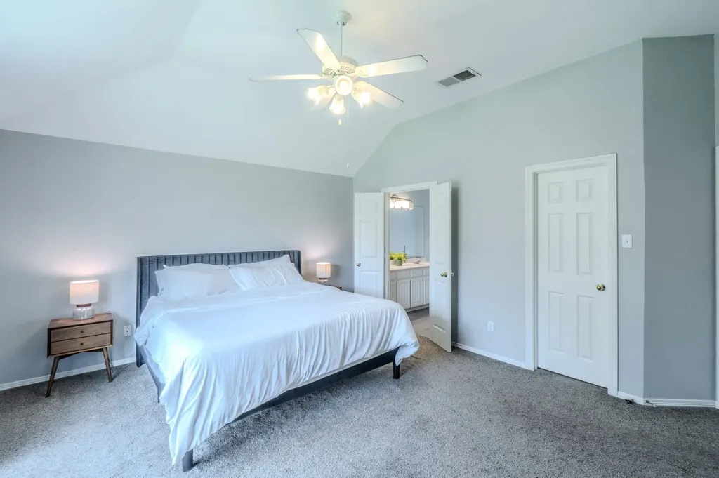 6917 Laurel Canyon Terrace Fort Worth TX 76132