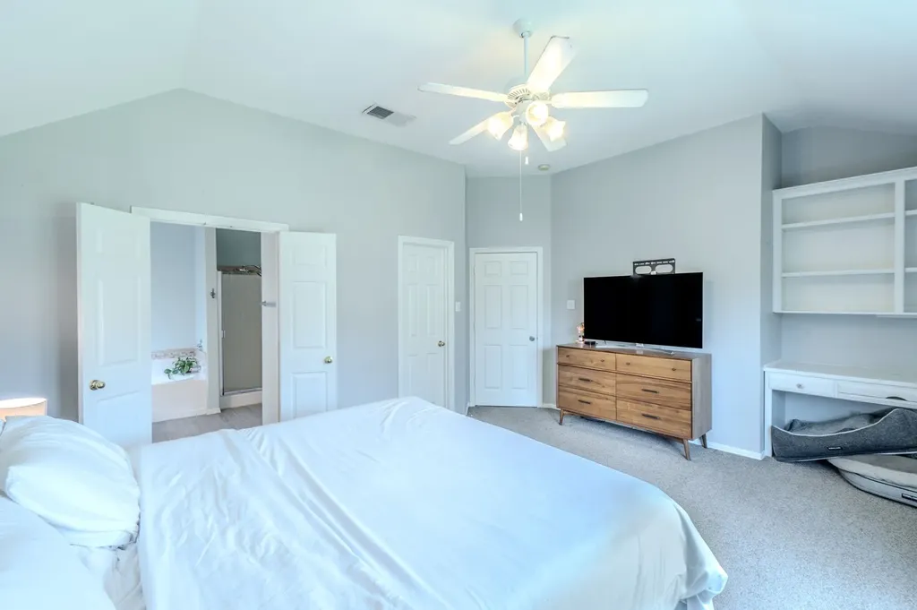 6917 Laurel Canyon Terrace Fort Worth TX 76132