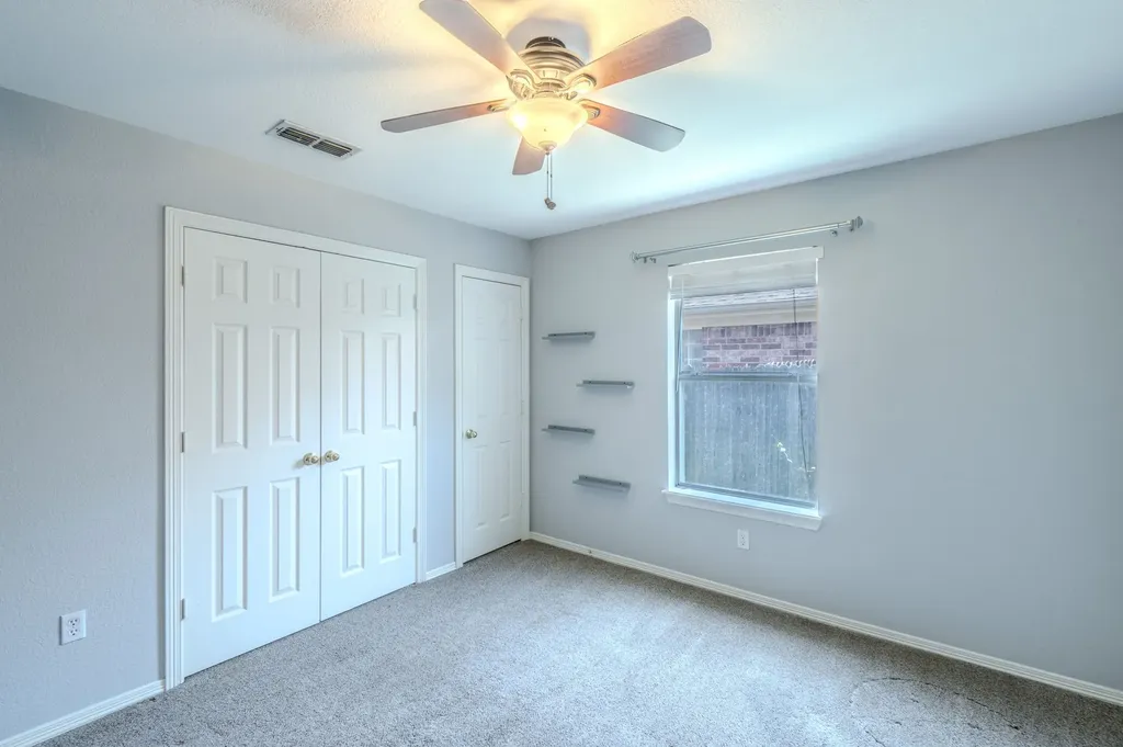 6917 Laurel Canyon Terrace Fort Worth TX 76132