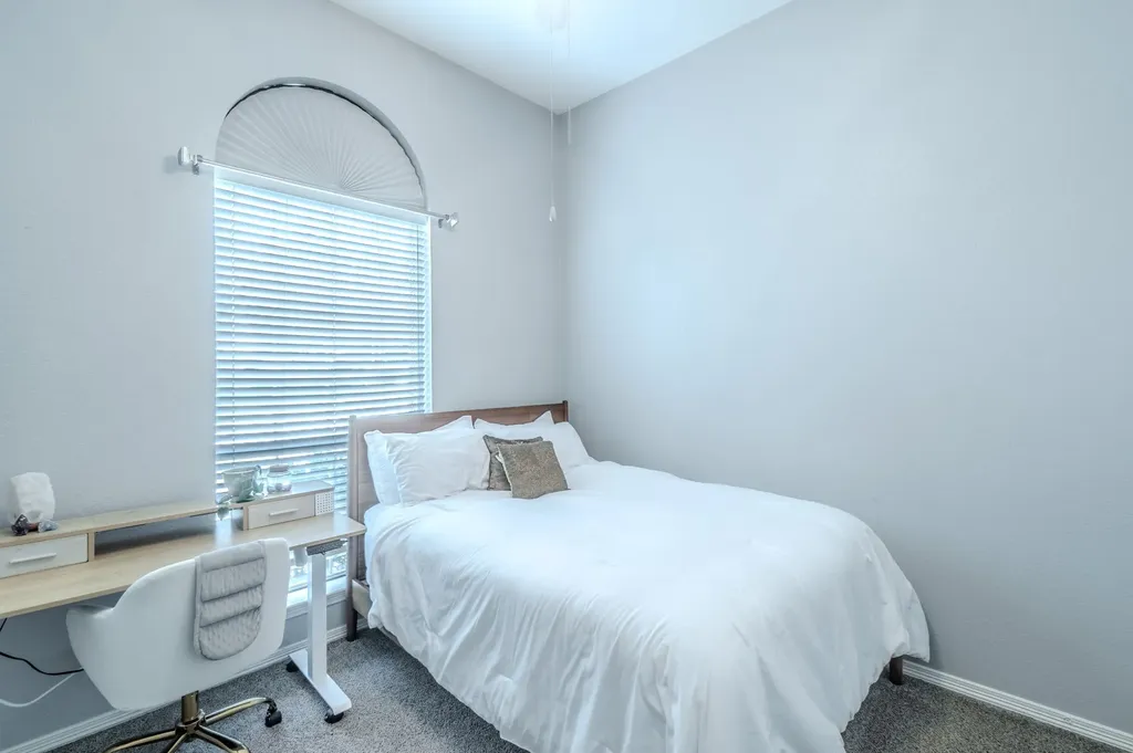 6917 Laurel Canyon Terrace Fort Worth TX 76132