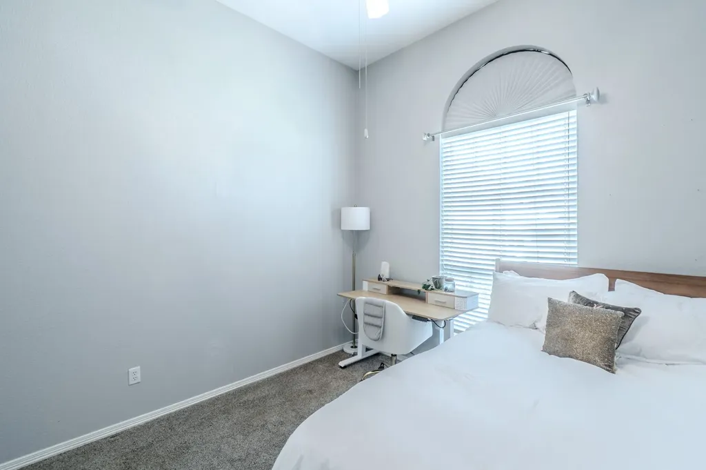 6917 Laurel Canyon Terrace Fort Worth TX 76132
