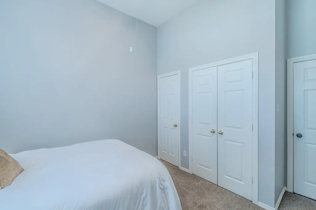 6917 Laurel Canyon Terrace Fort Worth TX 76132