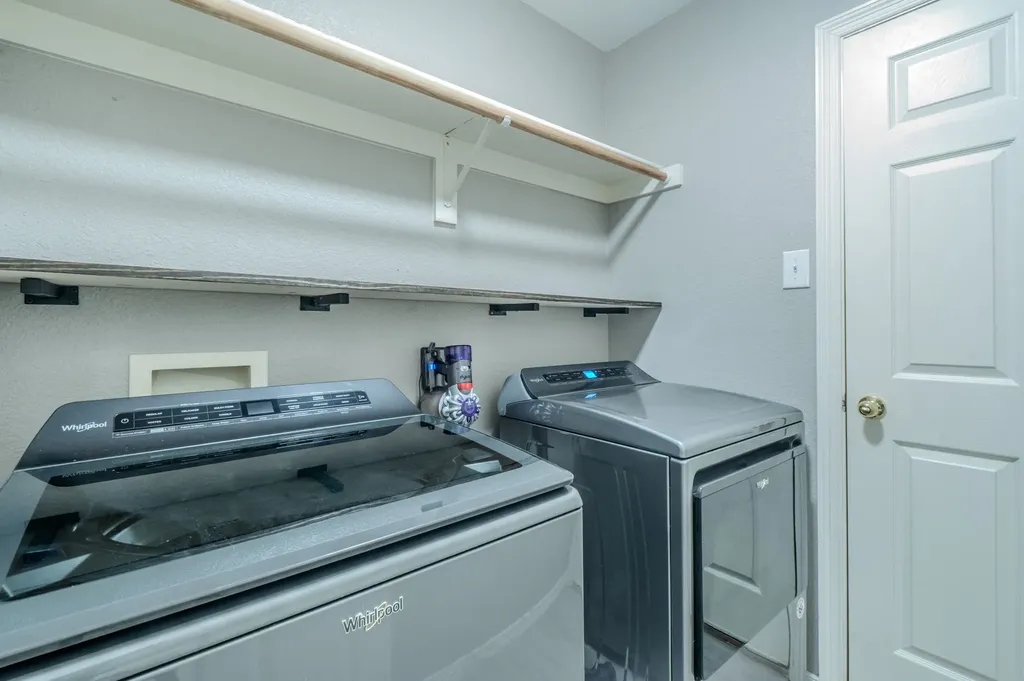 6917 Laurel Canyon Terrace Fort Worth TX 76132