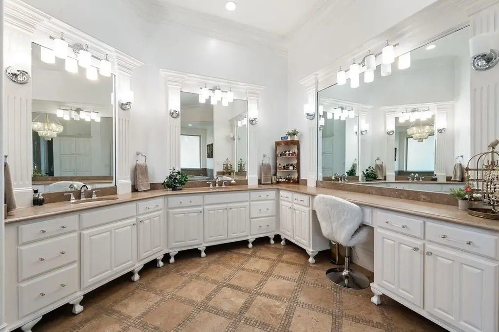 1501 Noble Way Flower Mound TX 75022