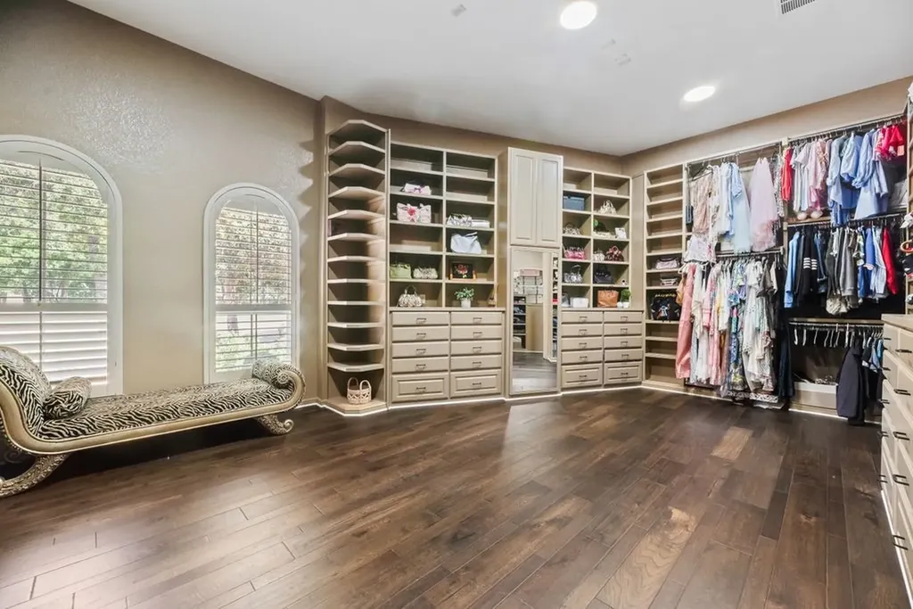 1501 Noble Way Flower Mound TX 75022