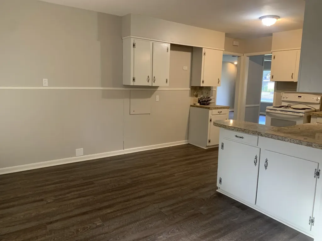 2204 Clinton Street Bossier City LA 71111