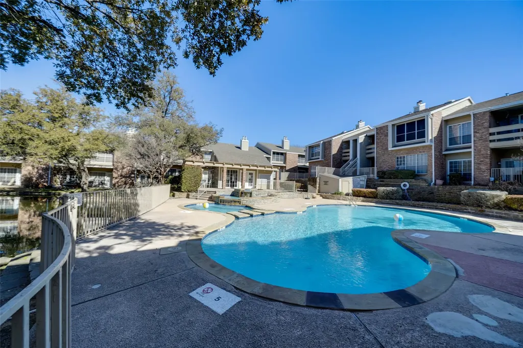 3550 Country Square Drive Carrollton TX 75006