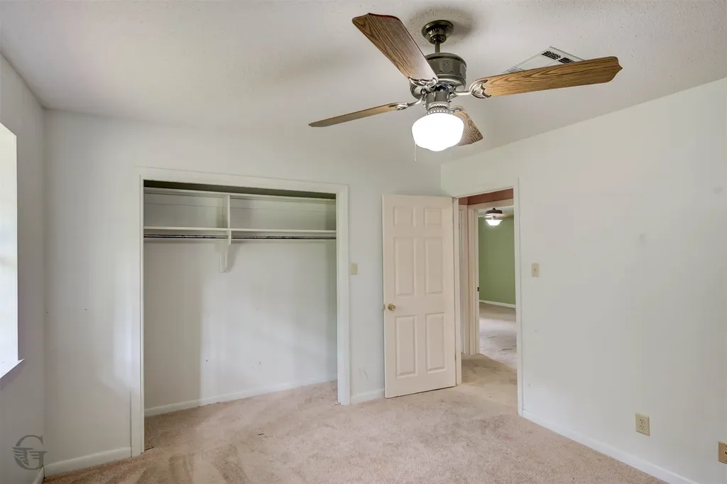 220 E Cloverleaf Drive Haughton LA 71037