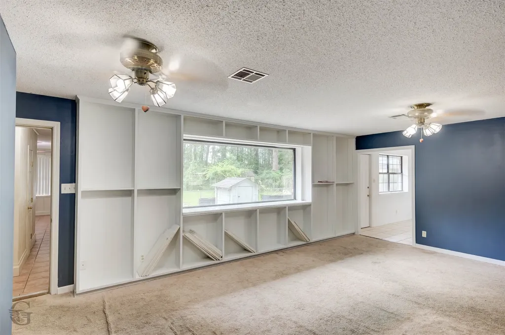 220 E Cloverleaf Drive Haughton LA 71037