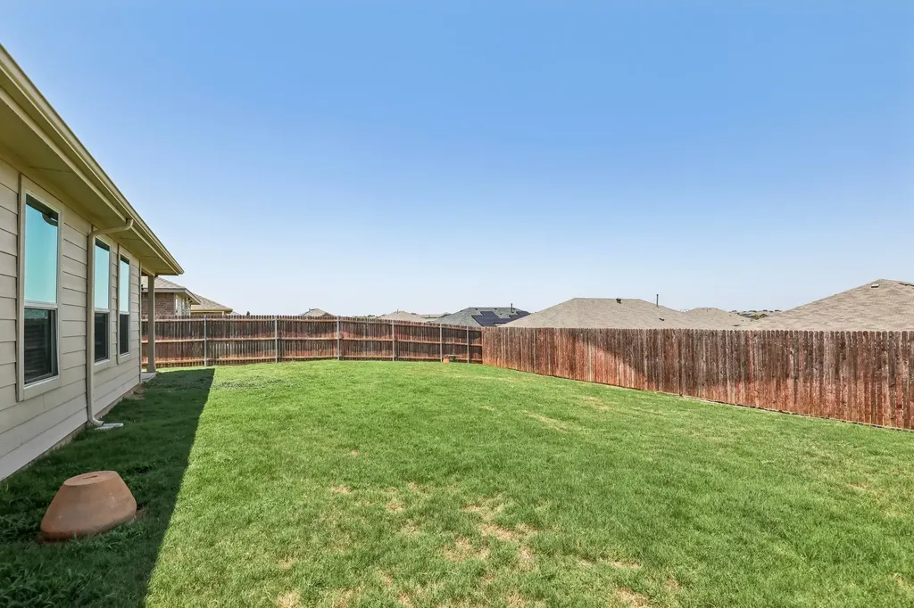 1404 Fremont Trail Cleburne TX 76033