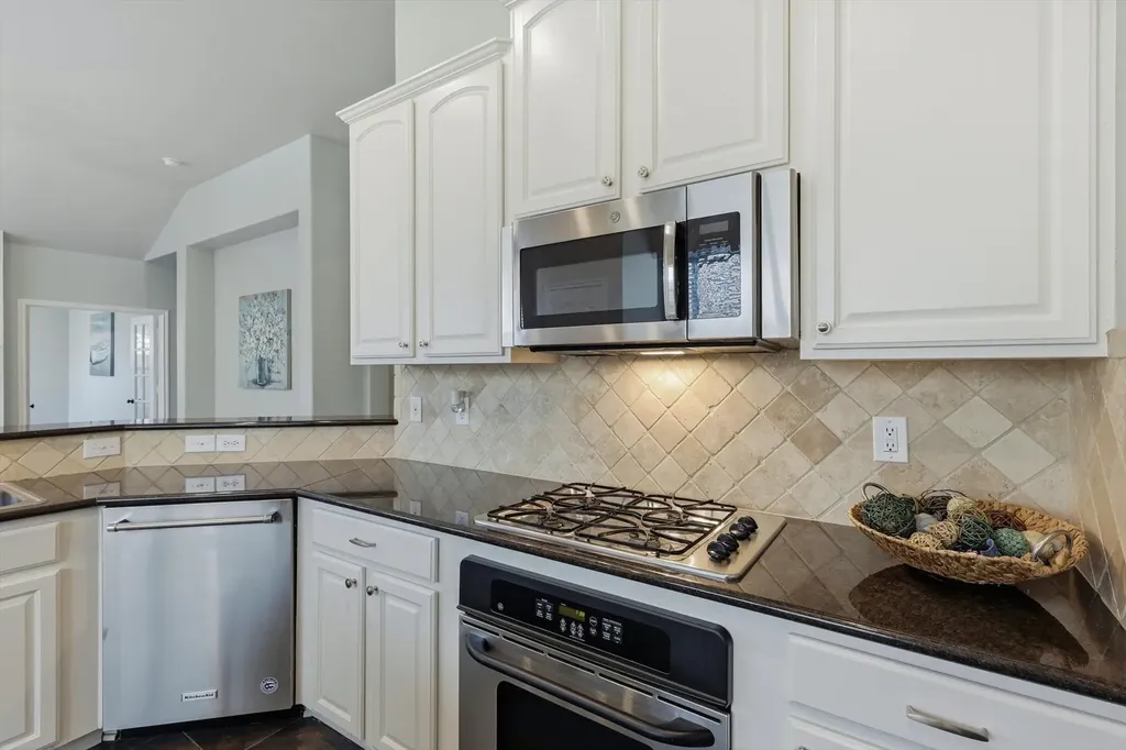 3421 Beekman Drive Fort Worth TX 76244