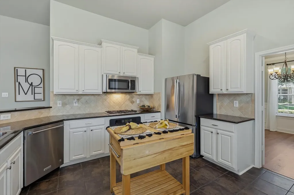 3421 Beekman Drive Fort Worth TX 76244