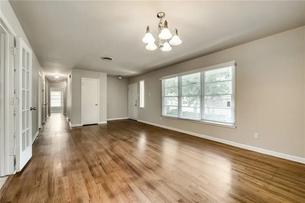 1601 Larkspur Drive Arlington TX 76013