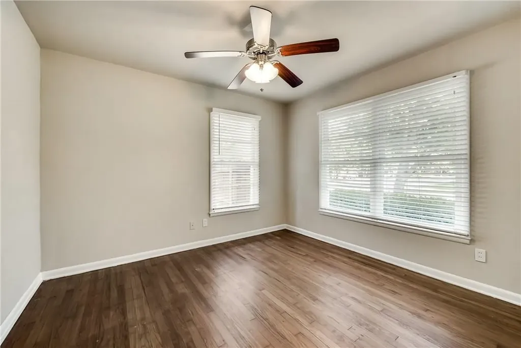 1601 Larkspur Drive Arlington TX 76013
