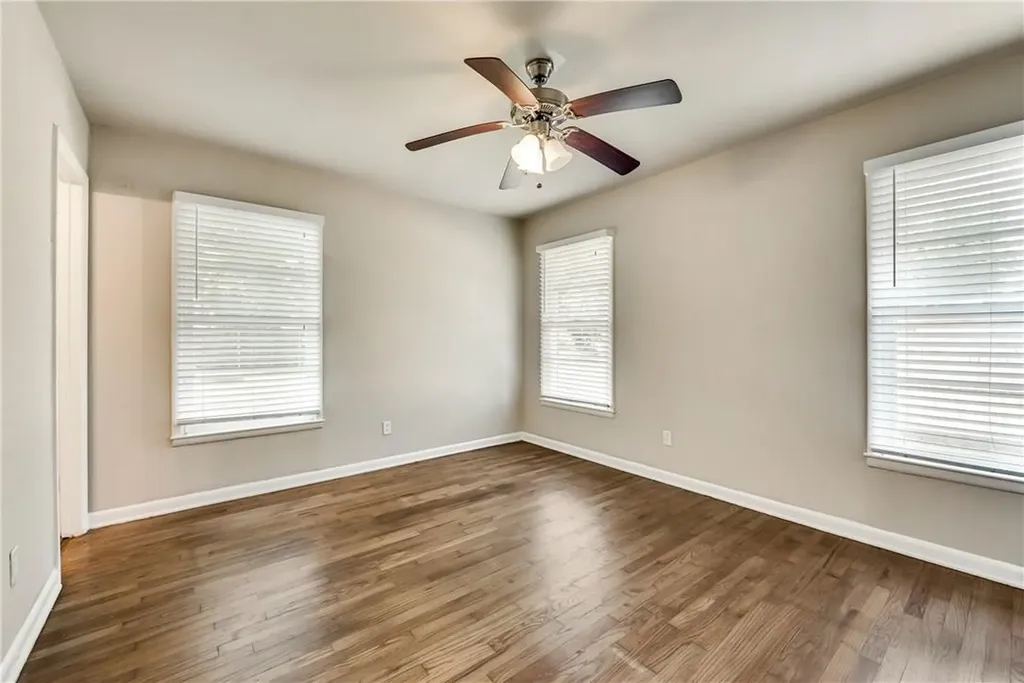 1601 Larkspur Drive Arlington TX 76013
