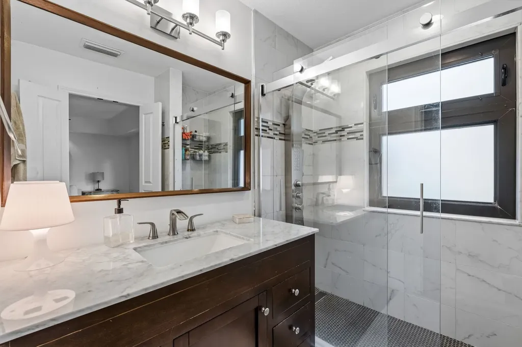 6124 Summer Creek Circle Dallas TX 75231