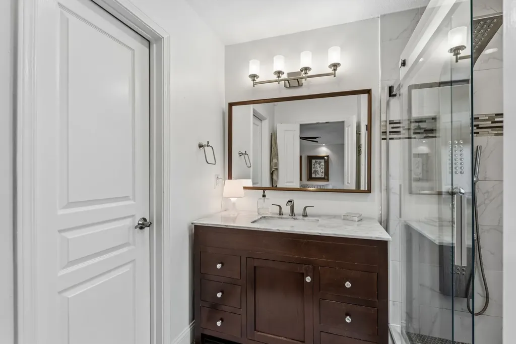 6124 Summer Creek Circle Dallas TX 75231
