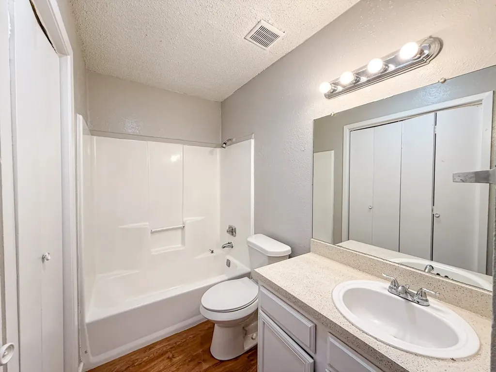9696 Walnut Street Dallas TX 75243