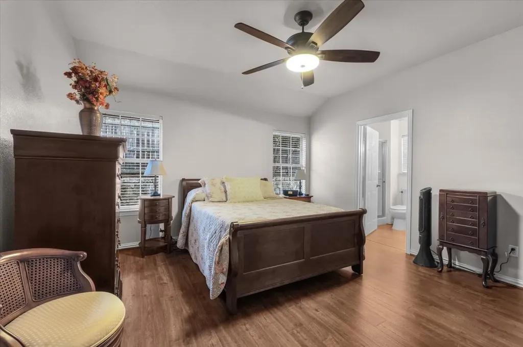 1013 Teresa Court Granbury TX 76048