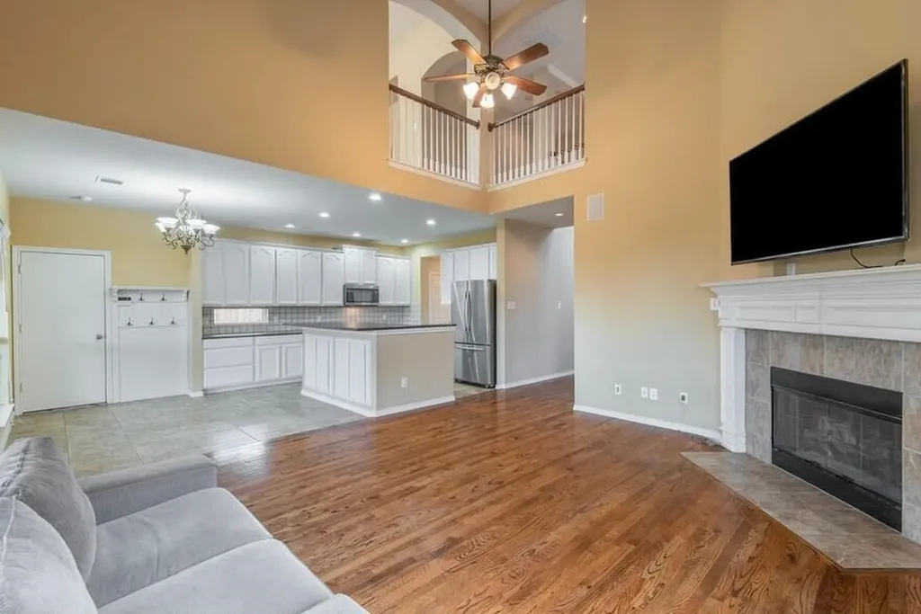 2056 Barret Drive Frisco TX 75033