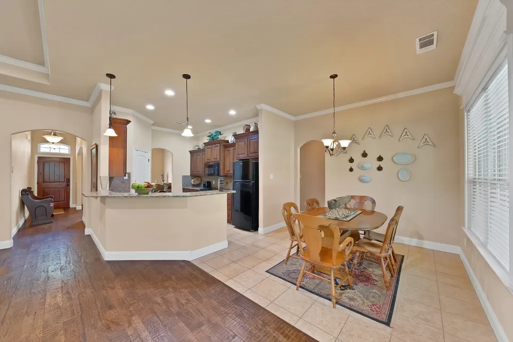 112 Meadow Arbor Drive Weatherford TX 76085