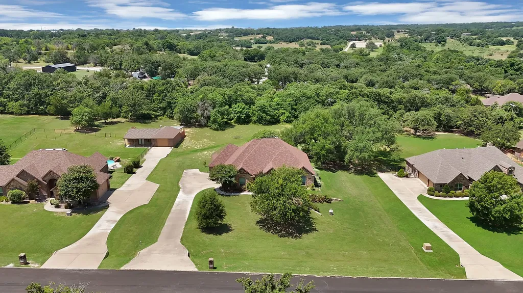 112 Meadow Arbor Drive Weatherford TX 76085