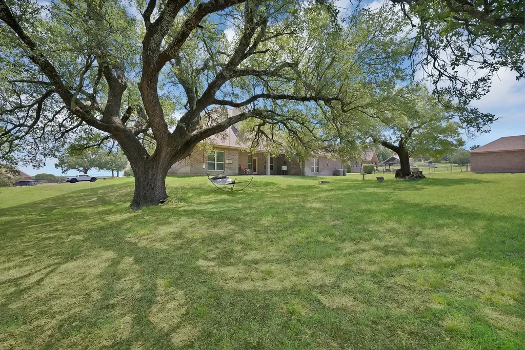 112 Meadow Arbor Drive Weatherford TX 76085