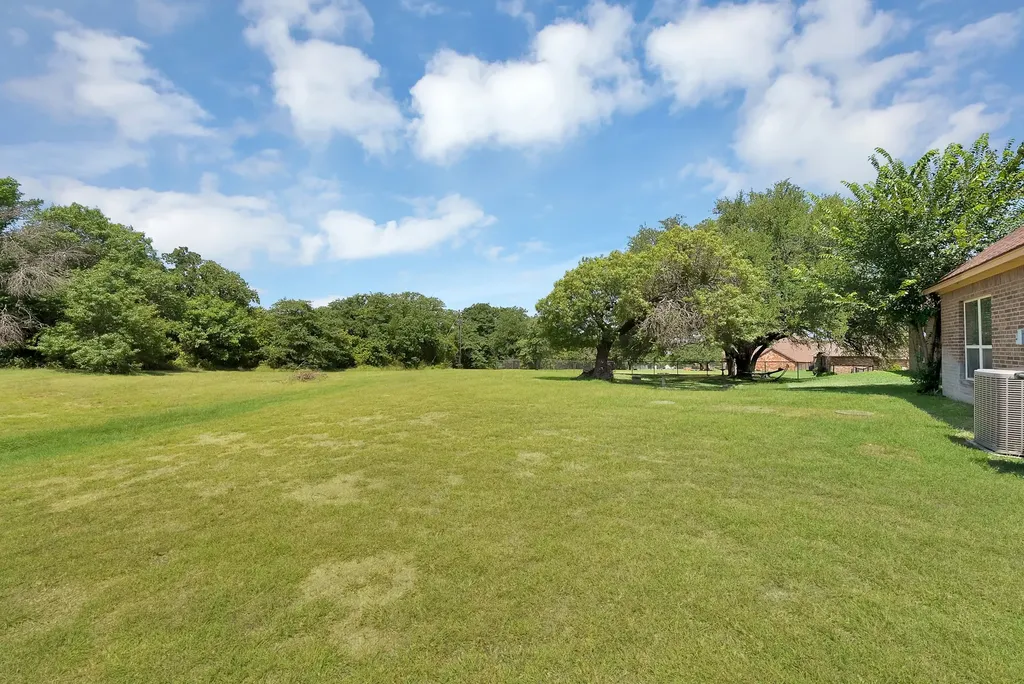 112 Meadow Arbor Drive Weatherford TX 76085