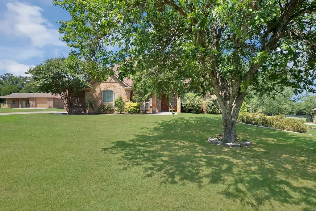 112 Meadow Arbor Drive Weatherford TX 76085