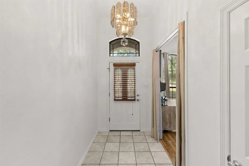 500 Little Creek Trail Oak Leaf TX 75154