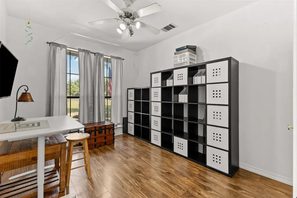 500 Little Creek Trail Oak Leaf TX 75154