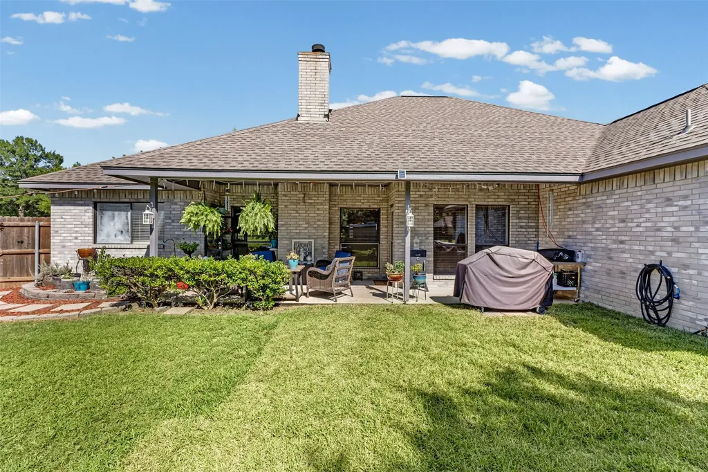 500 Little Creek Trail Oak Leaf TX 75154