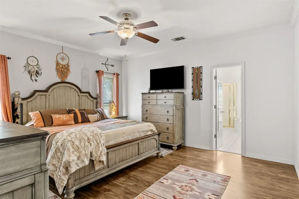 500 Little Creek Trail Oak Leaf TX 75154