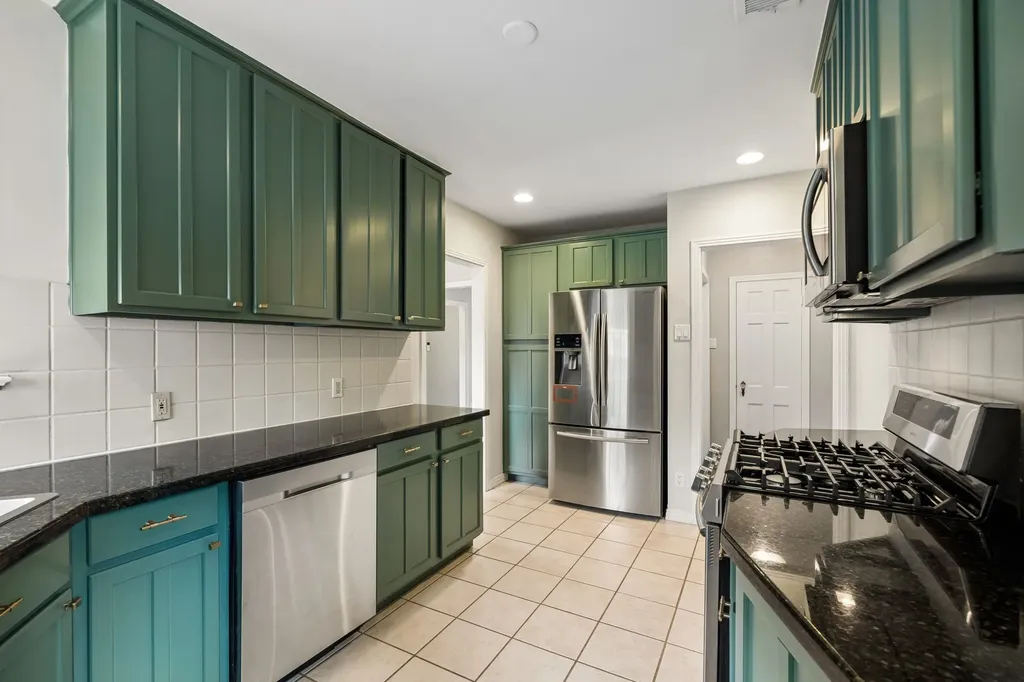 5746 Monticello Avenue Dallas TX 75206