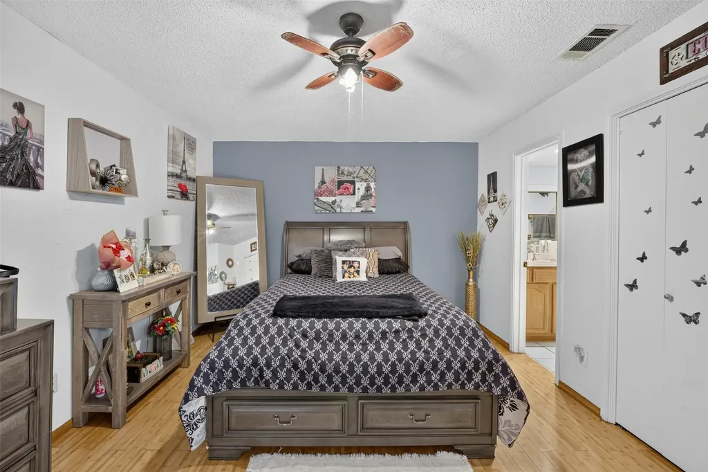 1732 Alameda Drive Mesquite TX 75150