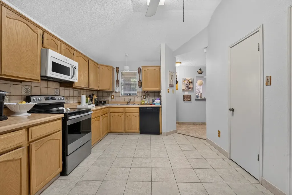 1732 Alameda Drive Mesquite TX 75150