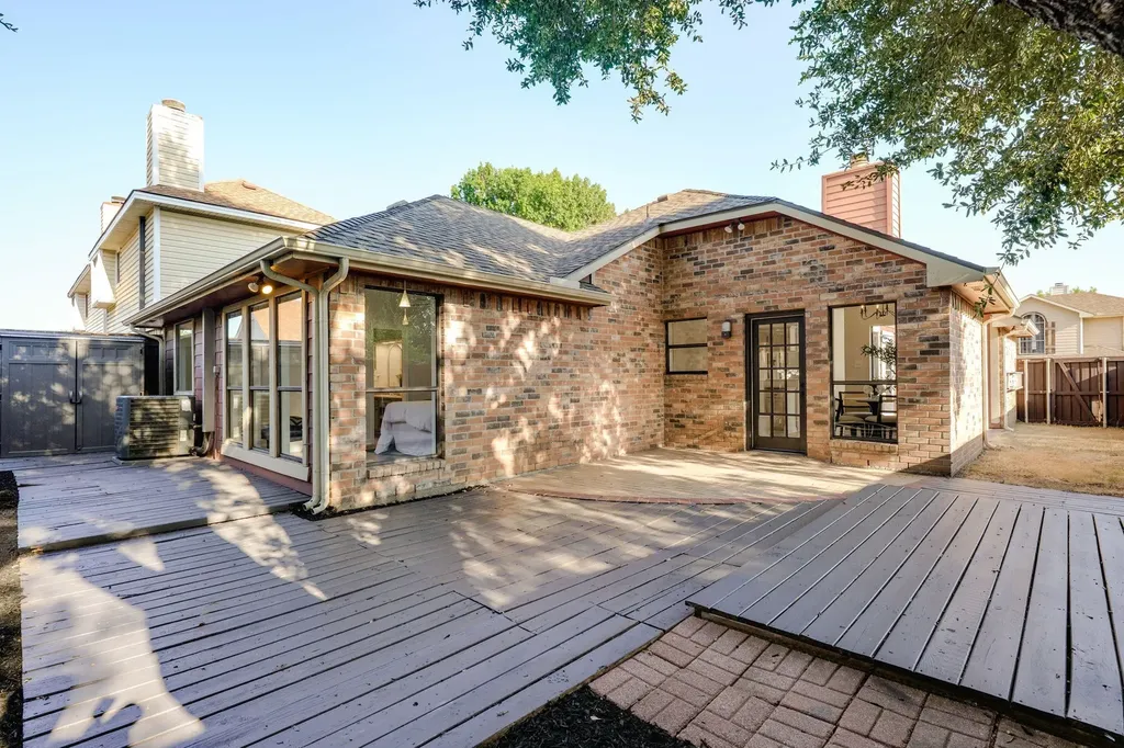 1707 Lakestone Court Garland TX 75044