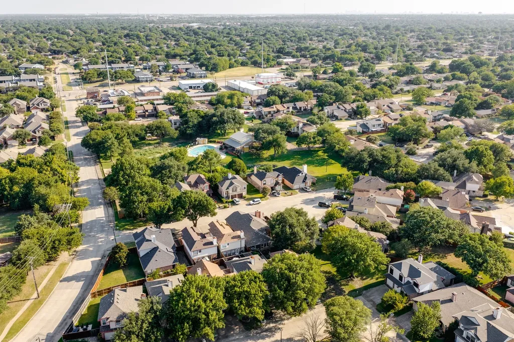 1707 Lakestone Court Garland TX 75044