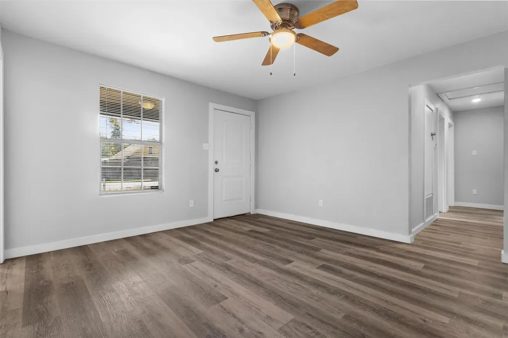 8719 Freeport Drive Dallas TX 75228