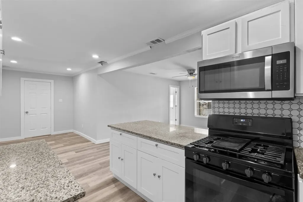 8719 Freeport Drive Dallas TX 75228