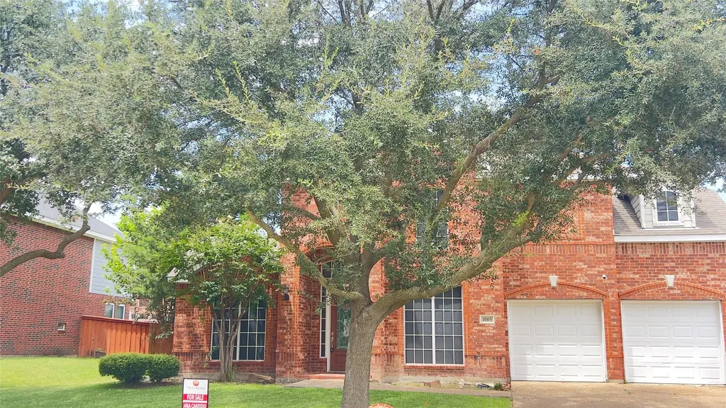 1005 Raspberry Lane Desoto TX 75115