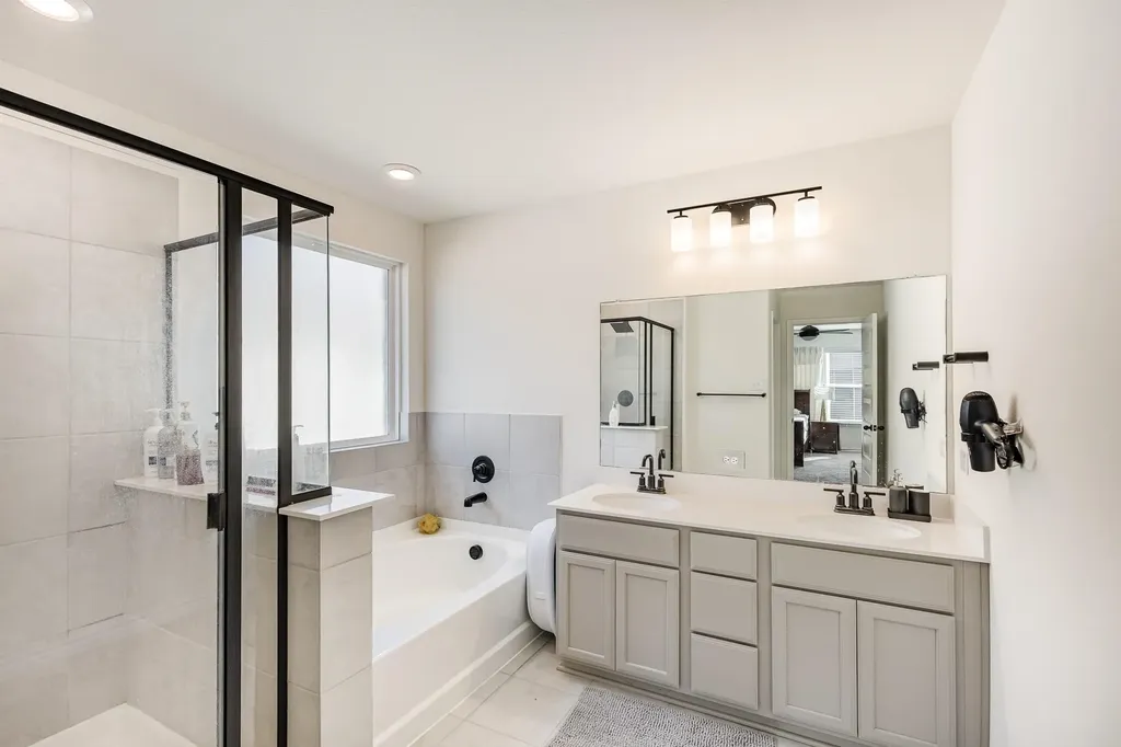 936 Waggoner Drive Aubrey TX 76227