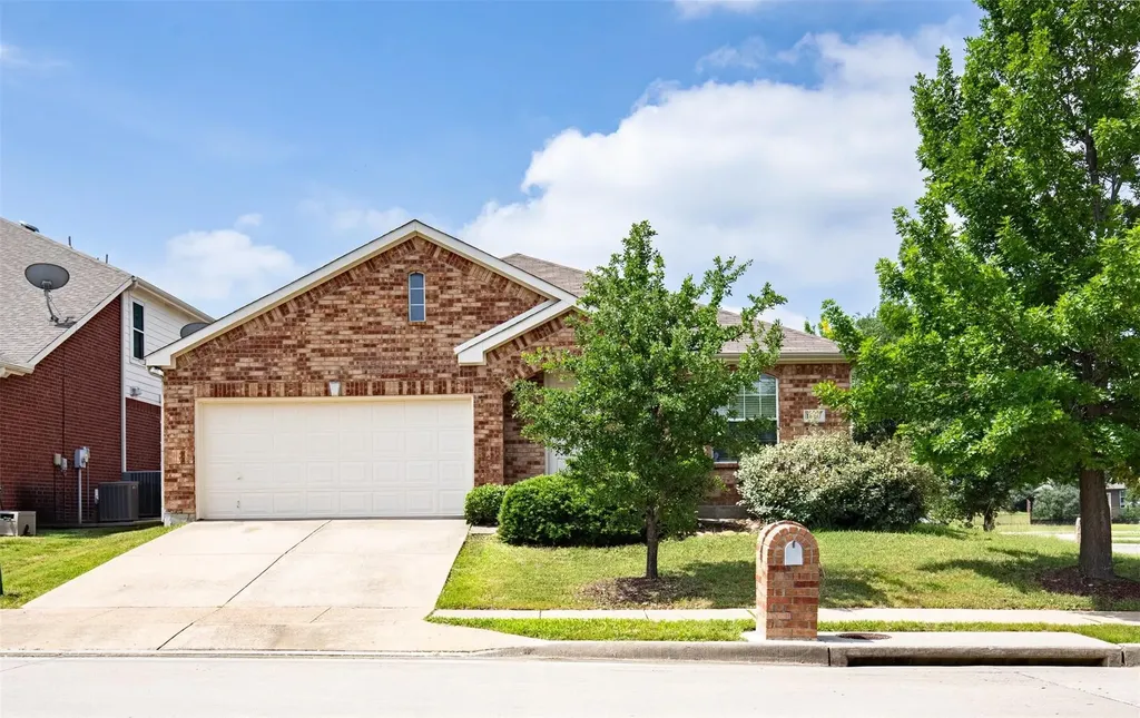 14537 Crystal Lake Drive Little Elm TX 75068