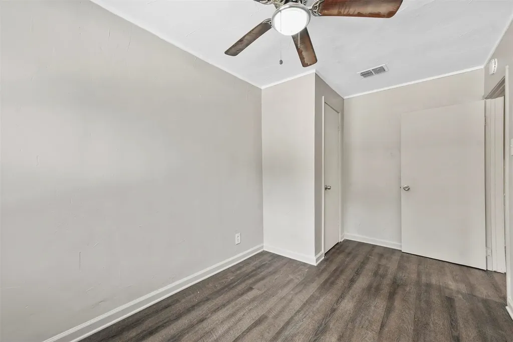 2717 Townsend Drive Fort Worth TX 76110